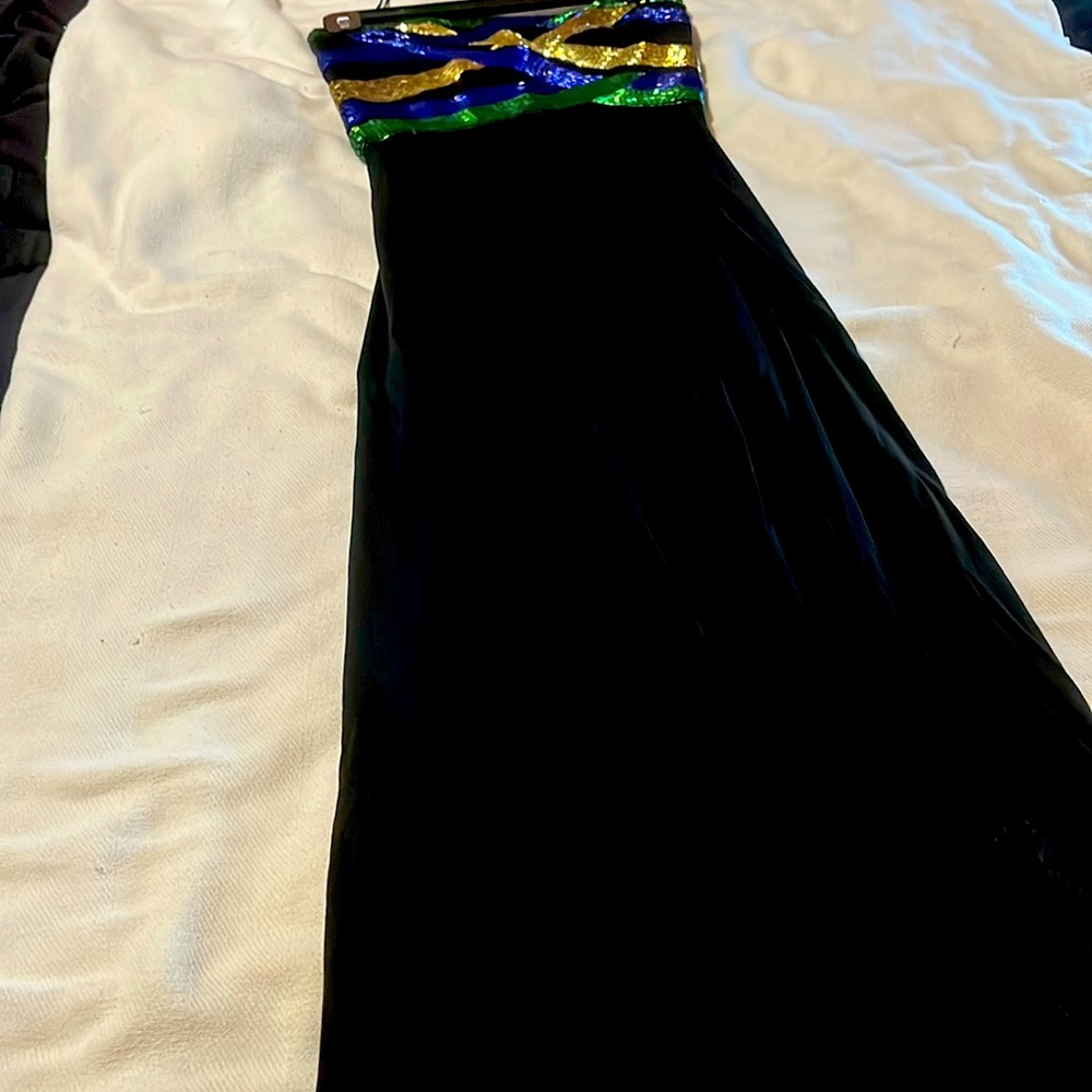 Strapless dress